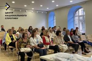 Окупанти вивозять учителів із ТОТ на ідеологічні інструктажі в Росію - Центр нацспротиву