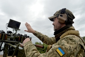 Оперний співак Тарас Бережанський розповів, як музичний слух допомагає чути дрони