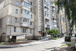 У Вінниці завершили два об’єкти у житловому секторі в межах безбар’єрного маршруту