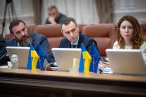 Уряд посилює підтримку медиків у прифронтових і віддалених громадах - Ляшко
