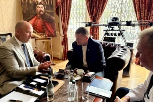 Посол у Британії Залужний зустрівся з лідерами української діаспори