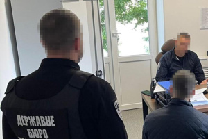 На Чернігівщині викрили командира військової частини, який створив «командний пункт на папері»