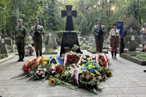 «Полум’я братерства»: українські та польські пластуни вшанували пам'ять вояків УНР 