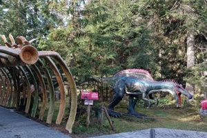 У «Парку динозаврів» на Прикарпатті заявляють, що їх вимагають закрити