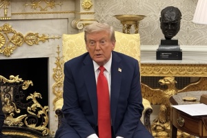 Trump says he has begun arrangements for Zelensky-Putin meeting