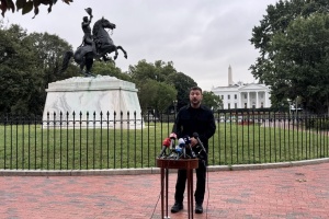 Meeting of Ukrainian, Russian, US leaders should take place without preconditions – Zelensky