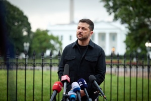 Zełenski: Rosja nie będzie wyznaczać nowych granic na Ukrainie

