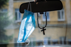 Майже 107 тисяч за тиждень: в Україні знизилась кількість хворих на гострі вірусні інфекції 