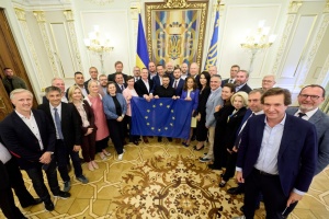 Zelensky, U4U parliamentarians chart next steps for Ukraine’s EU membership talks