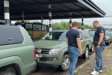 Estonia donates 22 police cars to Ukraine