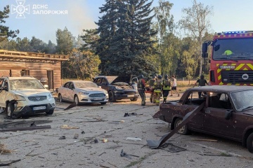 Росія вдарила авіабомбами по базі відпочинку на Запоріжжі