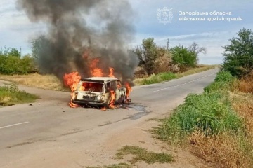 Russians strike car in Zaporizhzhia region with drone, kill two