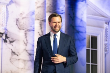 米国は「トマホーク」ミサイルのウクライナ供与を議論、最終決定はトランプ次第＝ヴァンス米副大統領