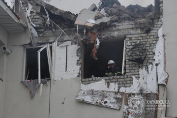 Drohnenangriff auf Charkiw tötet vier, darunter ein Kind, und verletzt 18 Menschen  