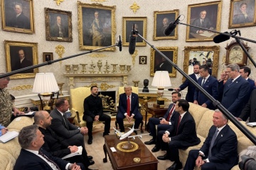 ゼレンシキー氏、トランプ氏との二者会談時の主要な議題に言及