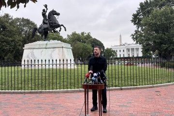 ゼレンシキー宇大統領、トランプ米大統領が協議中にプーチン氏に電話をかけた状況を説明