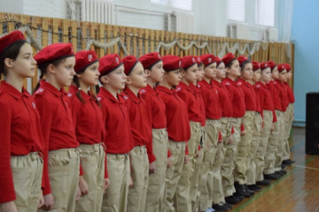 Services de renseignement britanniques : La Russie prépare les enfants à la guerre des drones