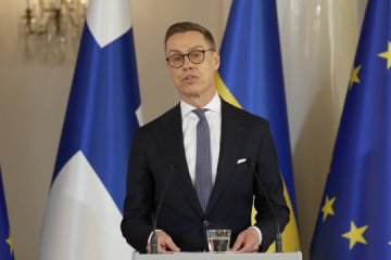 Président finlandais : Trump a presque perdu patience avec Poutine