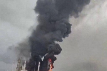 Drohnenangriff auf Russlands größten Handelshafen in Region Leningrad