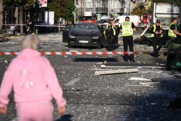 Russischer Angriff auf Kyjiw: Opferzahl  steigt auf 14, zehn Menschen gelten als vermisst 