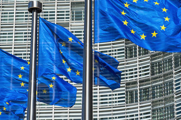 EU- Kommission plant Übertragung beschlagnahmter russischer Vermögenswerte in Höhe von fast 200 Milliarden Euro an die Ukraine- POLITICO