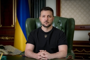 Zelensky: Ukraine actively defending positions along frontline