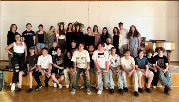 Українські підлітки у Фінляндії провели тиждень літа на острові архіпелагу Турку