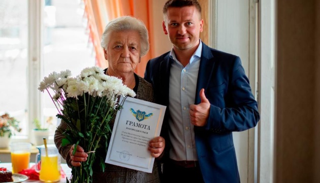 ロシア、「偽造感謝状」の拡散で戦死したウクライナ兵士の家族を攻撃