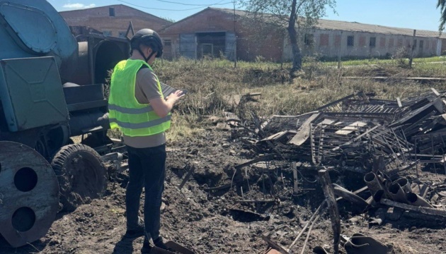 Росіяни вдарили ракетою по агропідприємству на Сумщині: двоє загиблих, троє поранених