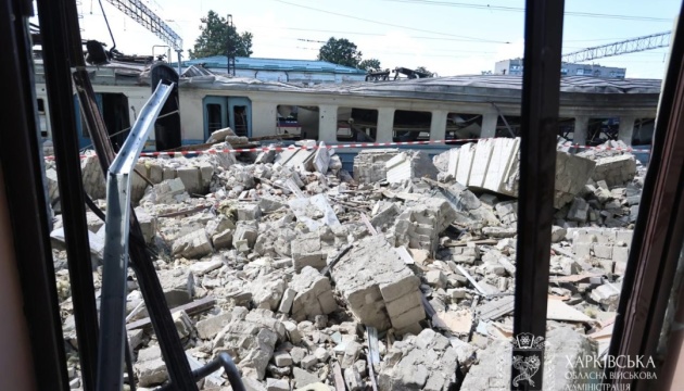 Пошкоджена виключно цивільна інфраструктура: Синєгубов показав наслідки атаки на Лозову