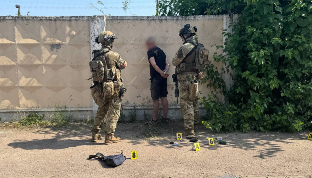 Поліція затримала чоловіка, який намагався взяти у заручники військових ТЦК у Черкасах