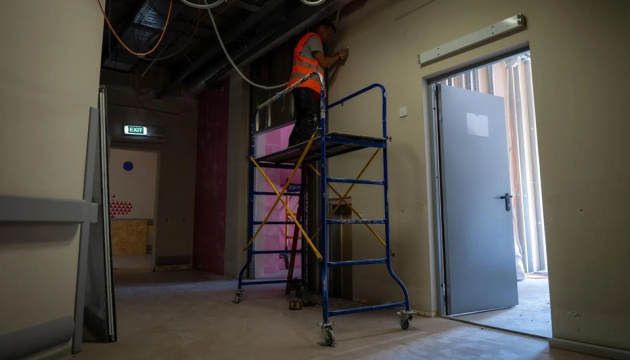 В лікувально-діагностичному корпусі «Охматдиту» завершили частину внутрішніх робіт