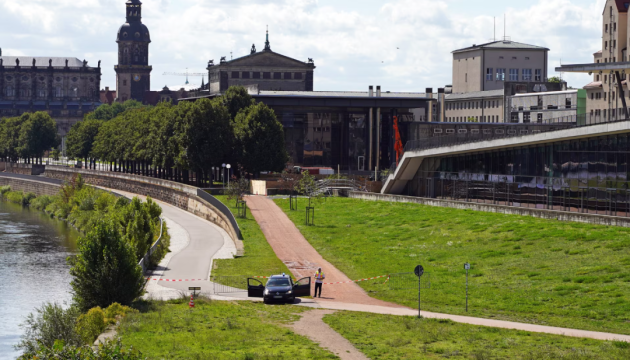 У Дрездені знешкодили авіабомбу, евакуювали 17 тисяч людей