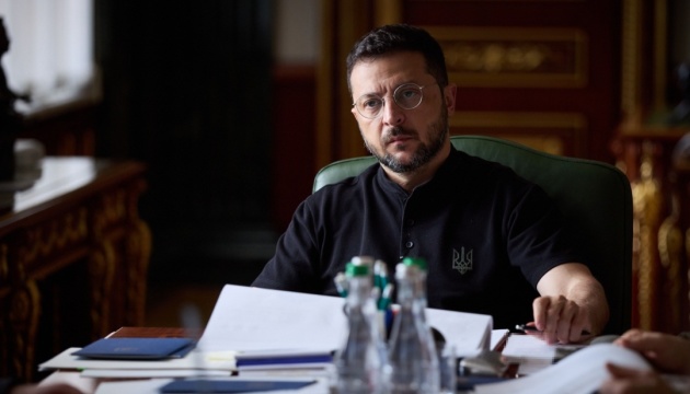 Удари вглиб Росії: Зеленський на нараді з військовим керівництвом визначив пріоритетні цілі