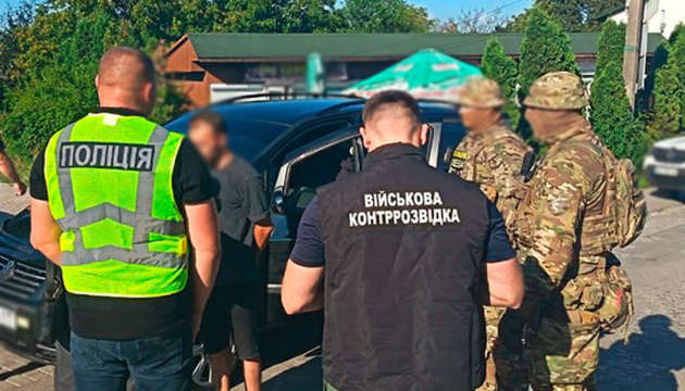 На Хмельниччині заблокували канал нелегального переправлення військовозобов’язаних за кордон
