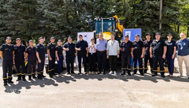 Рятувальники Харківщини отримали техніку і обладнання від ПРООН