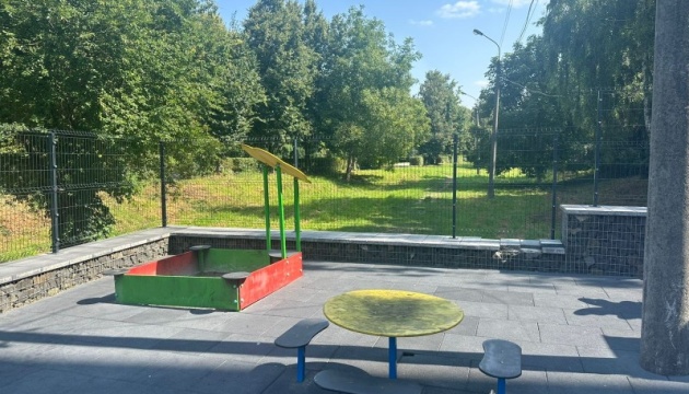 Стрілянина поблизу дитмайданчика у Тернополі: поліцейські встановили особу порушника