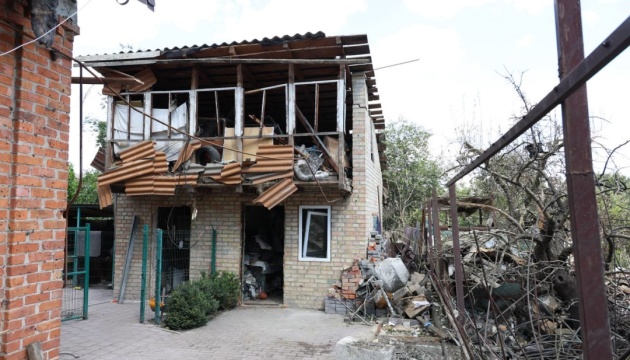 Атака дронів РФ: у Бучі пошкоджені близько 50 будинків, гуртожиток і дитсадок