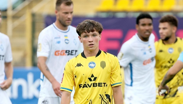 Хавбек «Руха» Дзюринець став наймолодшим футболістом в історії УПЛ