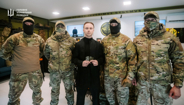 Артем Пивоваров передав спецпризначенцям ГУР спорядження та амуніцію на ₴1 мільйон