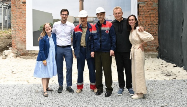 У Львові заклали капсулу на місці будівництва майстерні для ветеранів