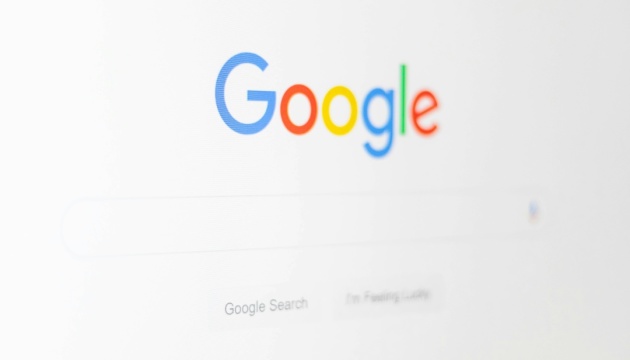 Суд у США дозволив Google не продавати Chrome та Android