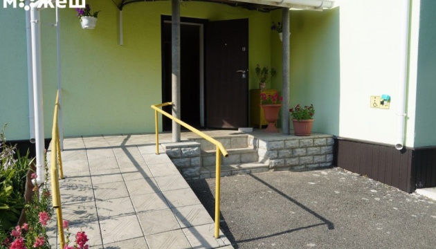 У Центрі надання соцпослуг у Глухові щороку отримують масаж і супровід близько 120 дітей з інвалідністю