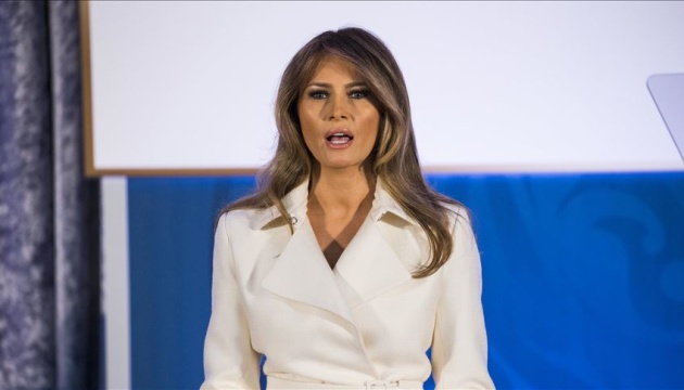 Повернення українських дітей: Меланія Трамп заявила, що її представник - у контакті з Путіним