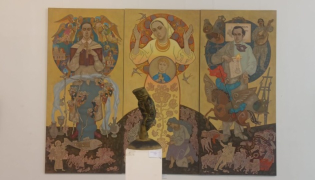 У Києві до Дня Незалежності відкрили масштабну мистецьку виставку