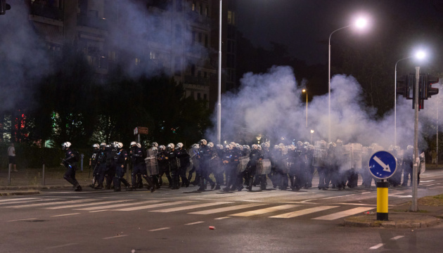 У Сербії п’ятий день поспіль не вщухають антиурядові протести