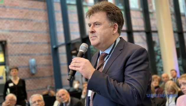 Україна та Європа не повинні дати Трампу змусити себе до поспіхом підготовленої угоди - німецький експерт