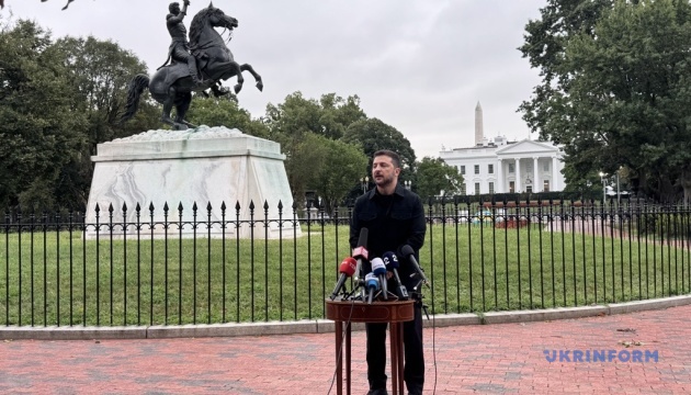 ゼレンシキー宇大統領、トランプ米大統領が協議中にプーチン氏に電話をかけた状況を説明