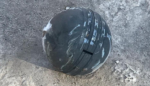 У Кременчуці після обстрілу РФ знаходять нерозірвані касетні боєприпаси