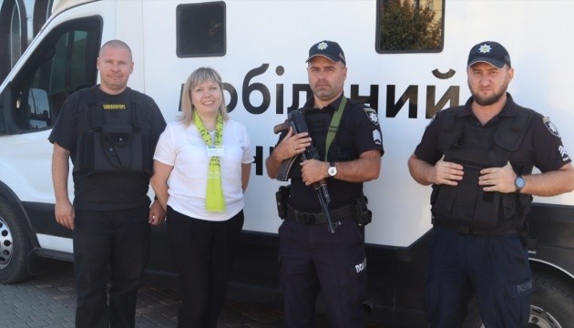 На Миколаївщині програма «Моя безбар’єрність» забезпечує фінансовими послугами прифронтові громади